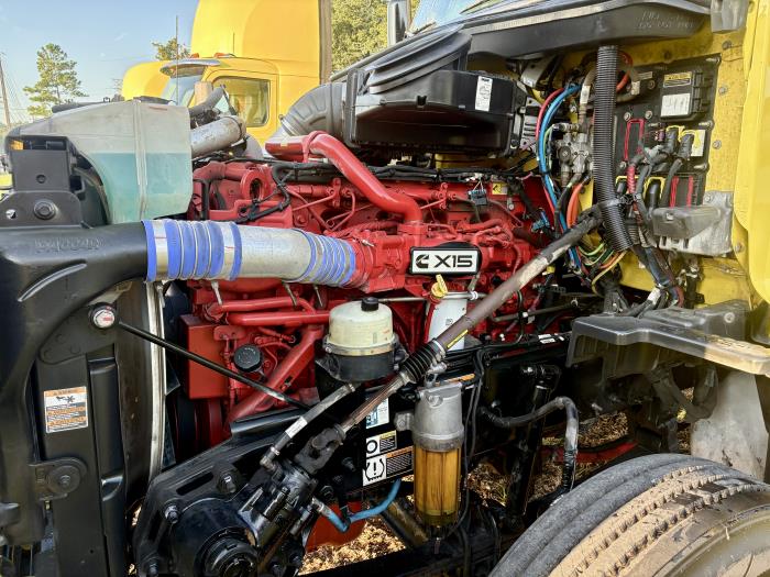 2021 Peterbilt 579-18