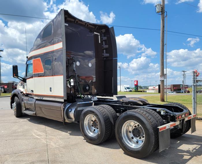 2020 Peterbilt 579-5