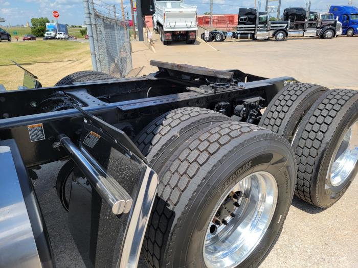 2020 Peterbilt 579-22