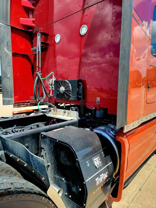 2021 Peterbilt 579-21