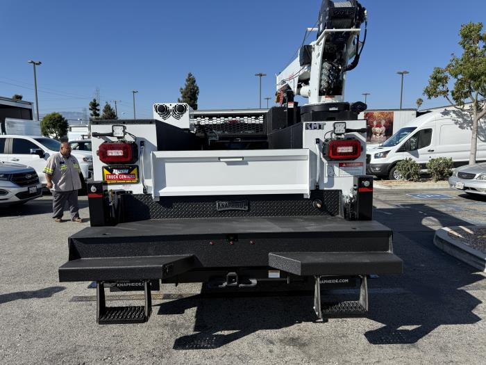 2025 Ford F-550 XL photo 4