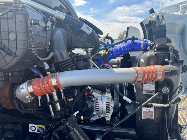 2026 Peterbilt 548-12