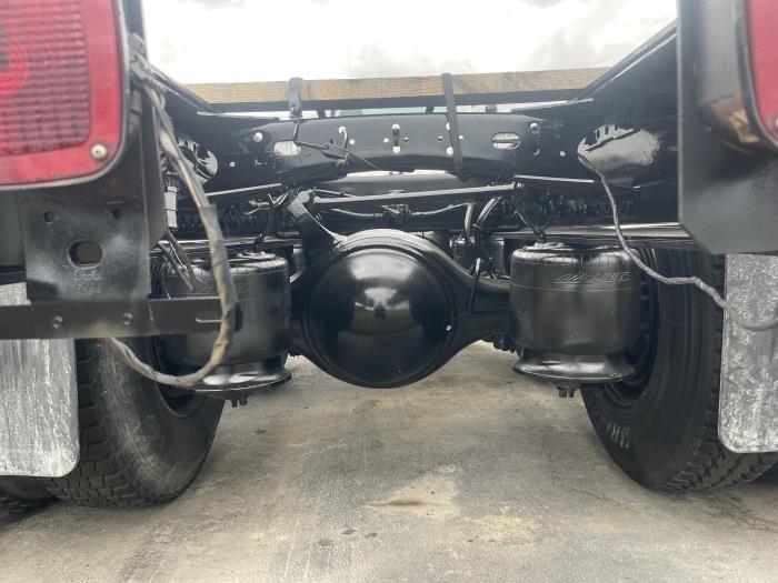 2022 Freightliner Business Class M2 112-8