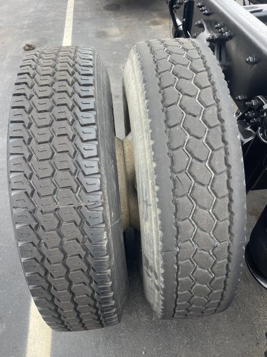 2022 Freightliner Business Class M2 112-10