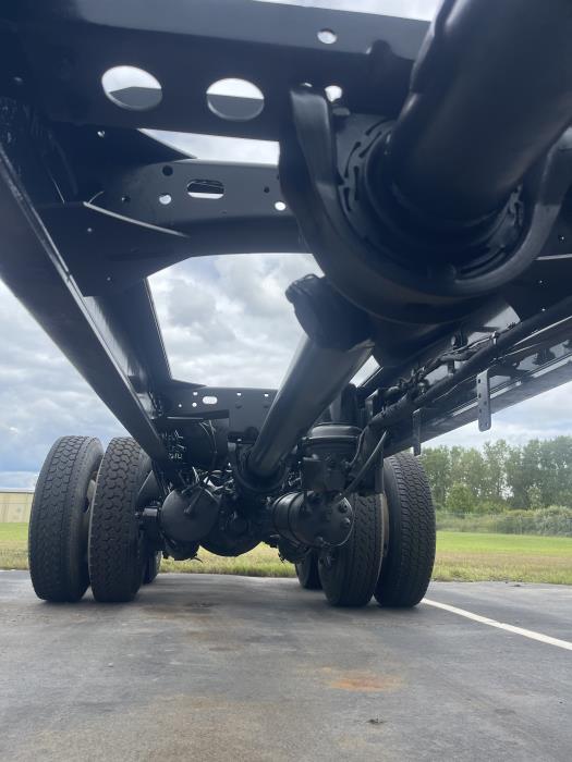 2022 Freightliner Business Class M2 112-17