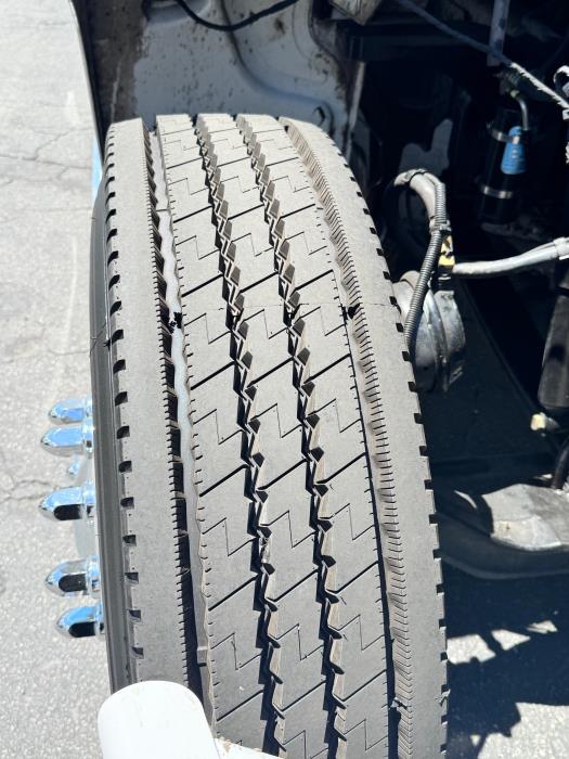 2020 Peterbilt 337-16