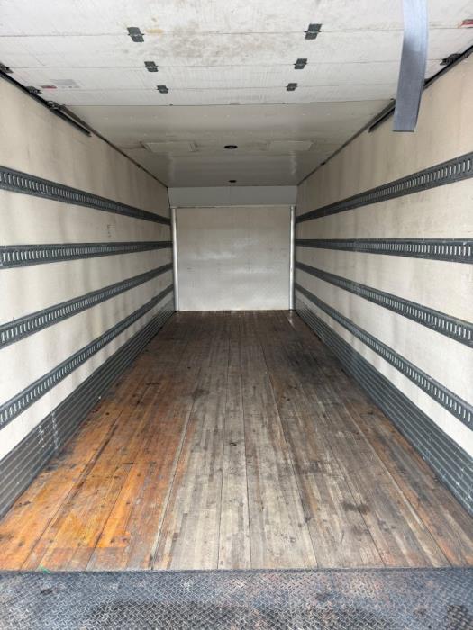 2020 Peterbilt 337-11