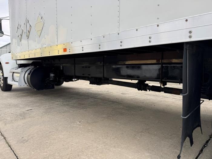2020 Peterbilt 337-12