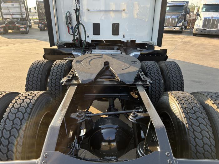 2021 Peterbilt 579-13