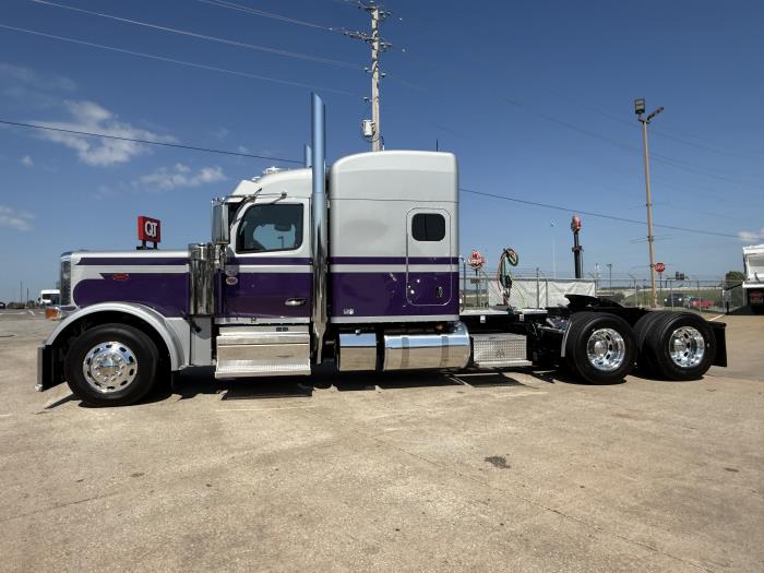 2026 Peterbilt 589-4