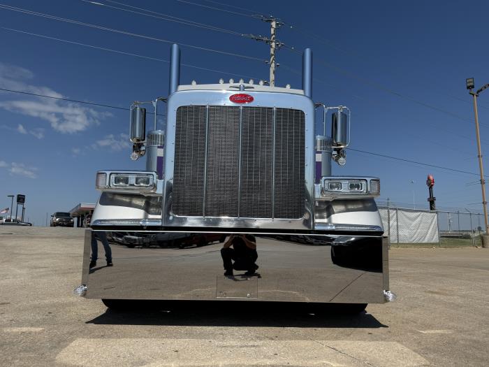 2026 Peterbilt 589-8