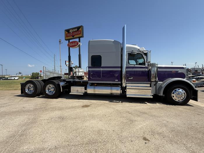 2026 Peterbilt 589-12