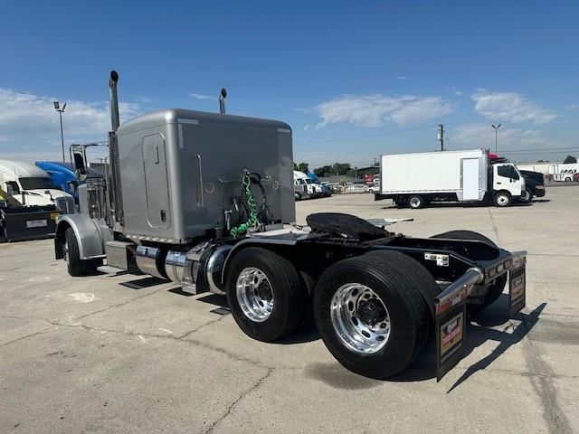 2021 Peterbilt 389-13