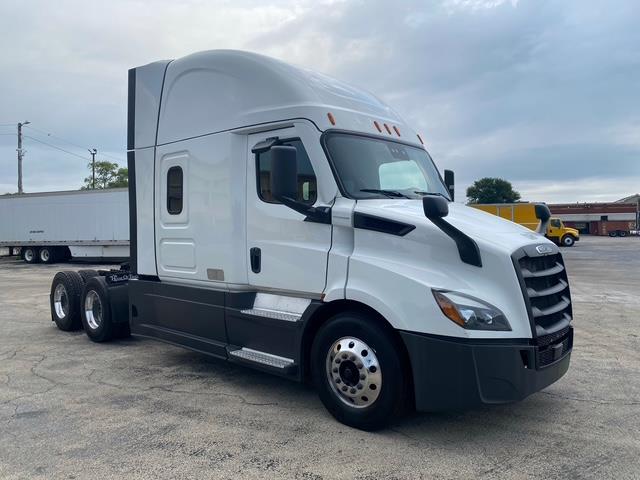 2021 Freightliner Cascadia-8