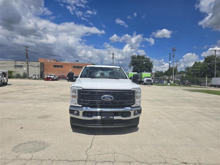 2025 Ford F-350-9