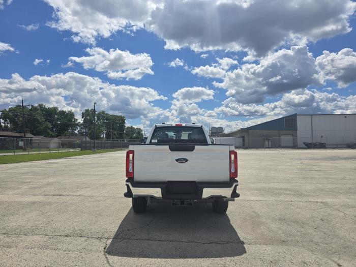 2025 Ford F-350-5
