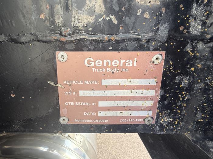 2019 Peterbilt 337-4