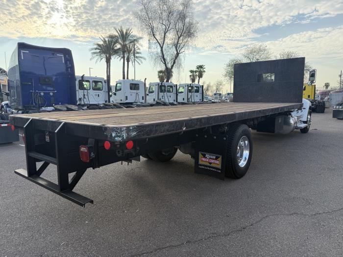 2019 Peterbilt 337-6