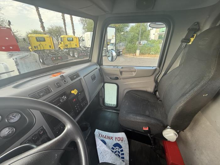 2019 Peterbilt 337-13