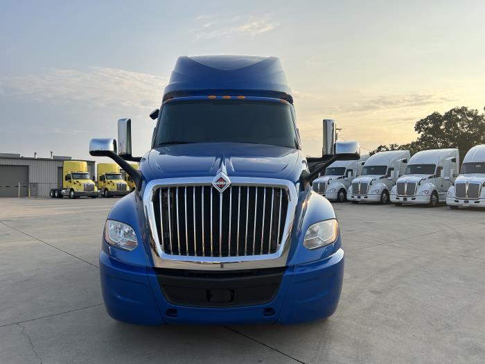2020 International LT625-2