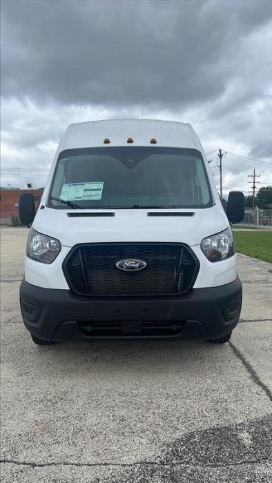 2025 Ford Transit 350 HD-9