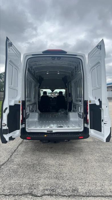 2025 Ford Transit 350 HD-5