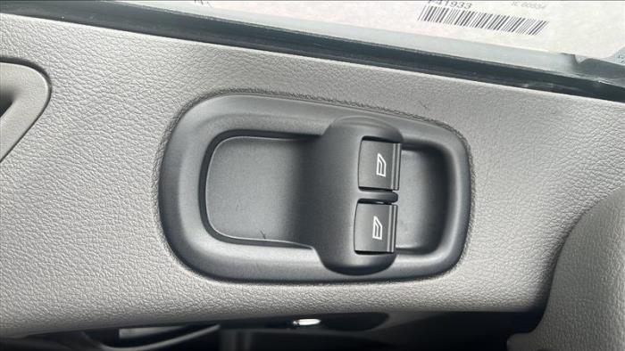 2025 Ford Transit 350 HD-18