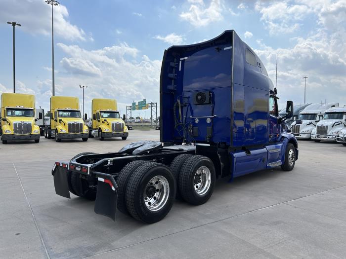 2022 Peterbilt 579-5