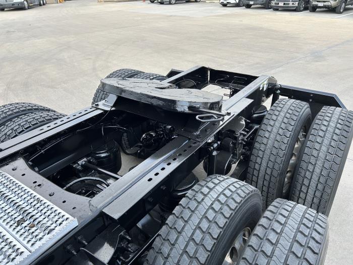 2022 Peterbilt 579-15