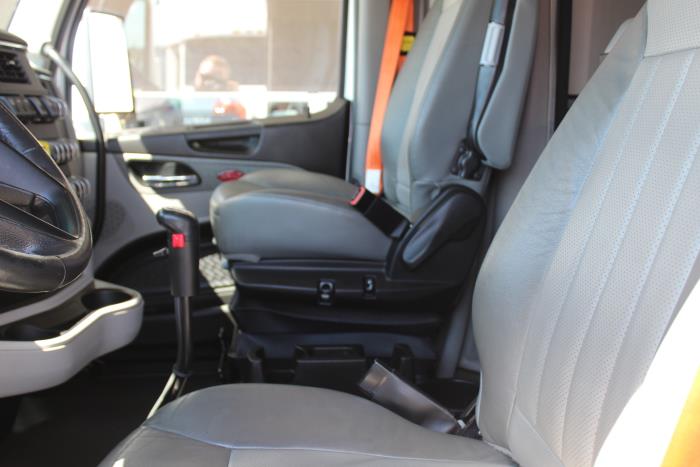 2023 Peterbilt 579-9