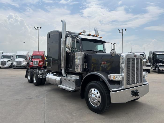 2020 Peterbilt 389-7