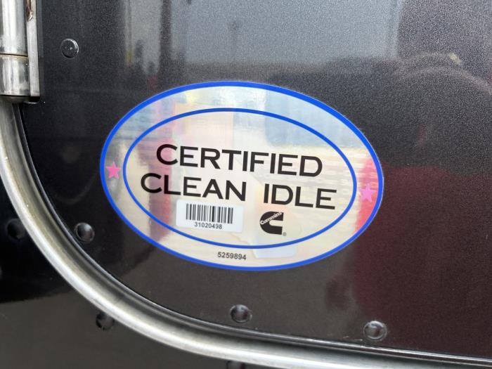 2020 Peterbilt 389-15