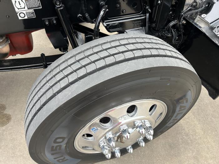 2020 Peterbilt 389-21