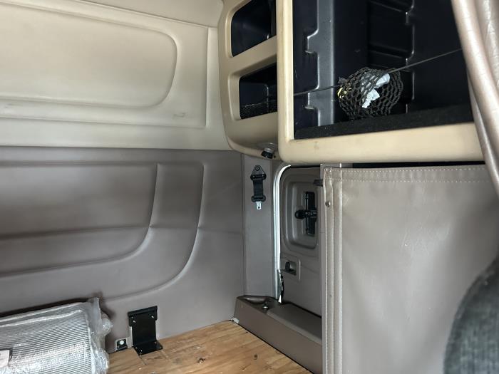 2020 Peterbilt 389-30