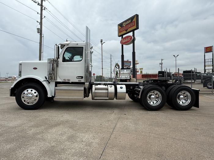 2026 Peterbilt 589-11
