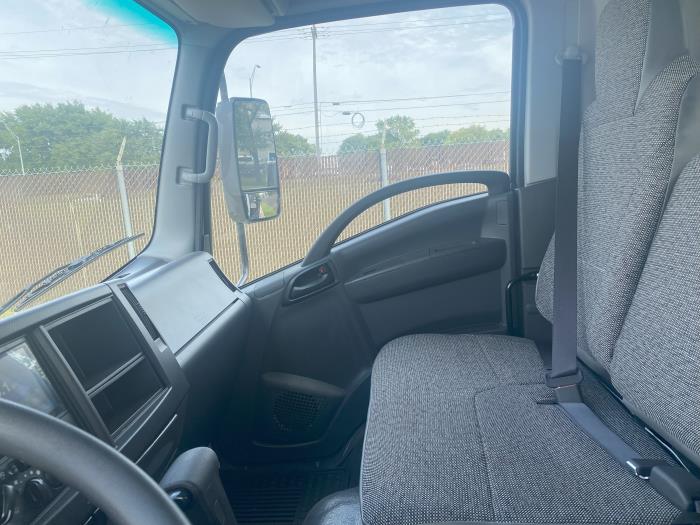 2024 Isuzu NPR-HD-15