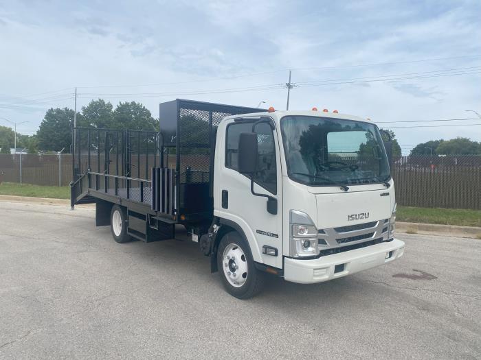 2024 Isuzu NPR-HD-1