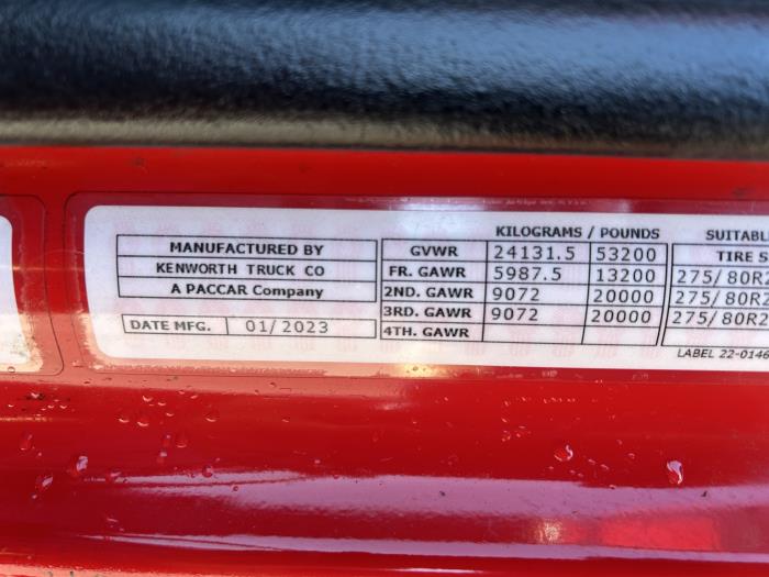 2024 Kenworth T680-27