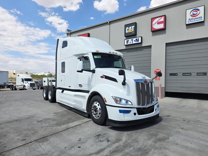 2026 Peterbilt 579 photo 4