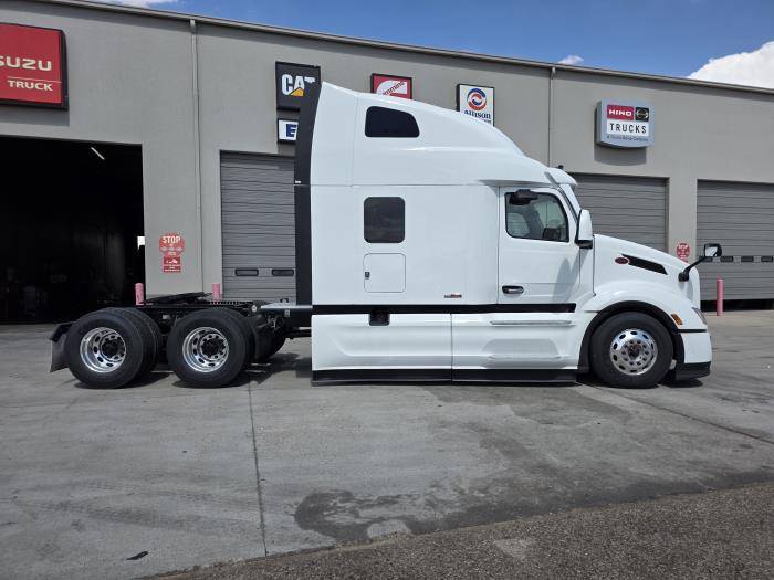 2026 Peterbilt 579-4