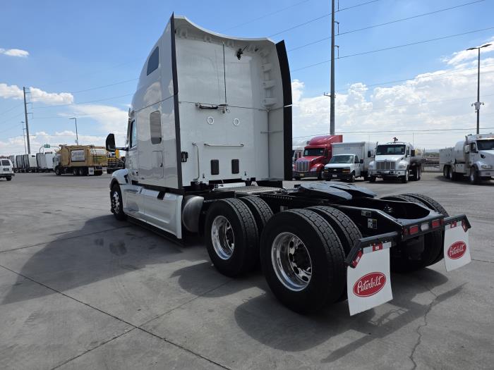2026 Peterbilt 579-7