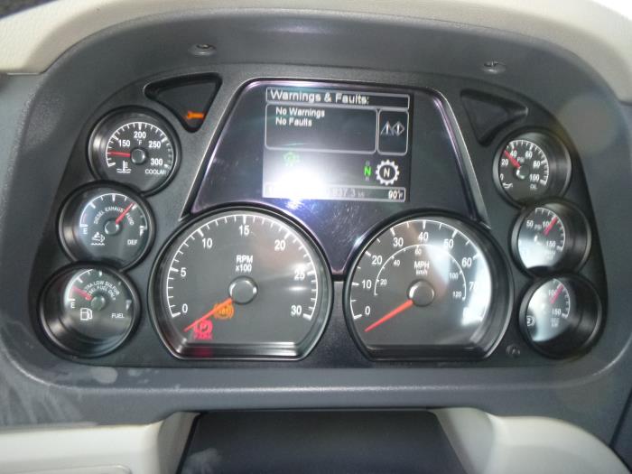 2021 Peterbilt 579-15