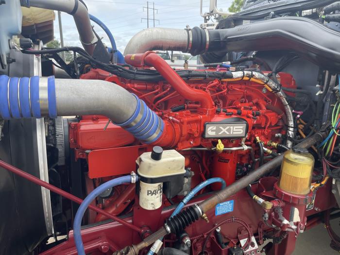 2023 Peterbilt 389-26