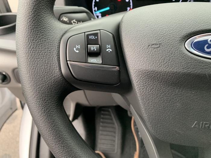 2025 Ford Transit-250-22