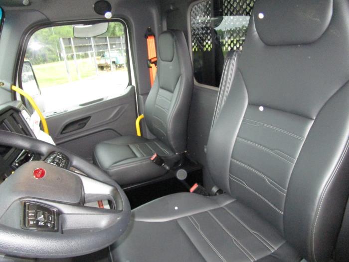 2026 Peterbilt 536-16