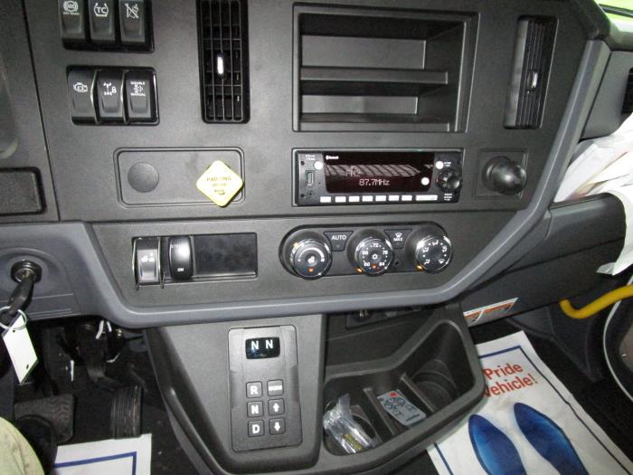 2026 Peterbilt 536-18