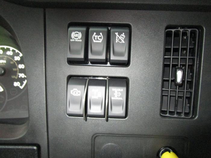 2026 Peterbilt 536-19