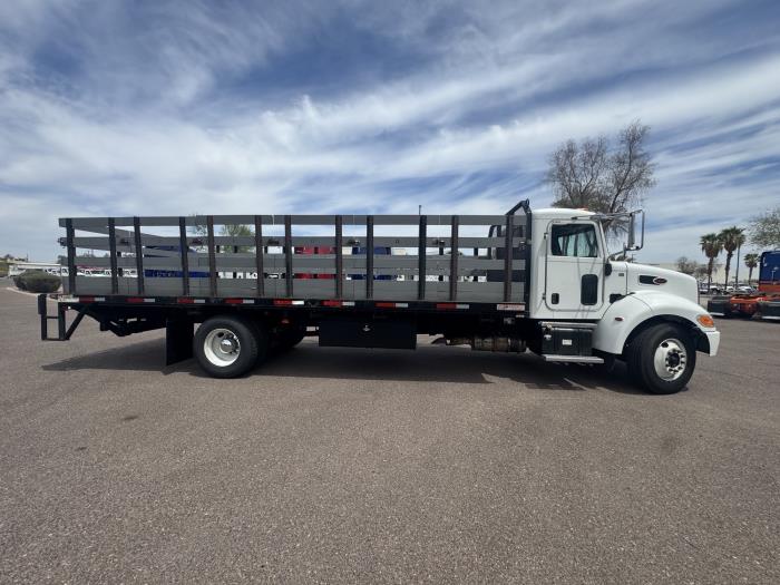 2020 Peterbilt 330-5