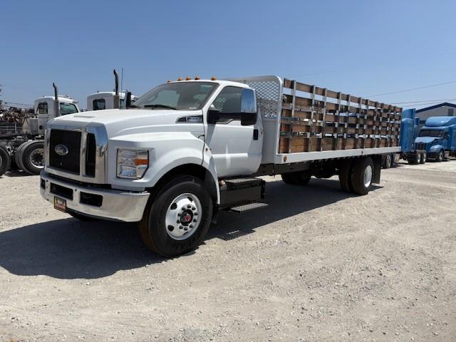 2026 Ford F-650-2