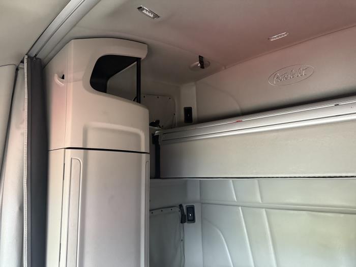 2024 Peterbilt 579-7